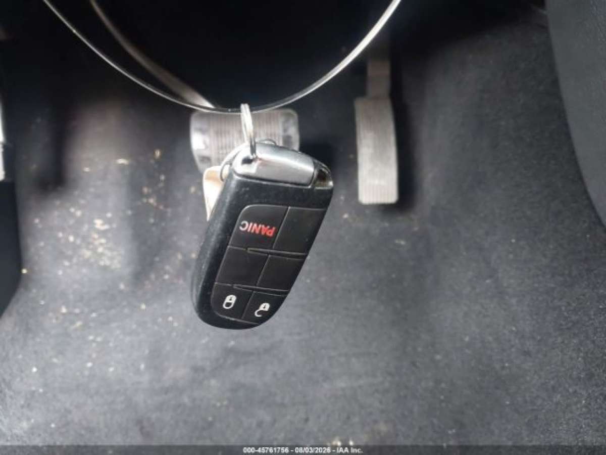 Dodge Durango 2019 z USA — zdjęcie 14 z 14