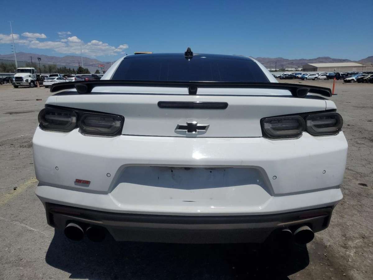 Chevrolet Camaro 2023 7