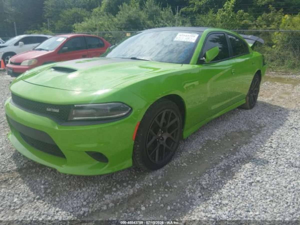 Dodge Charger 2017 z USA — zdjęcie 2 z 14