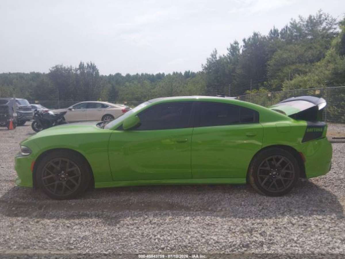 Dodge Charger 2017 z USA — zdjęcie 5 z 14