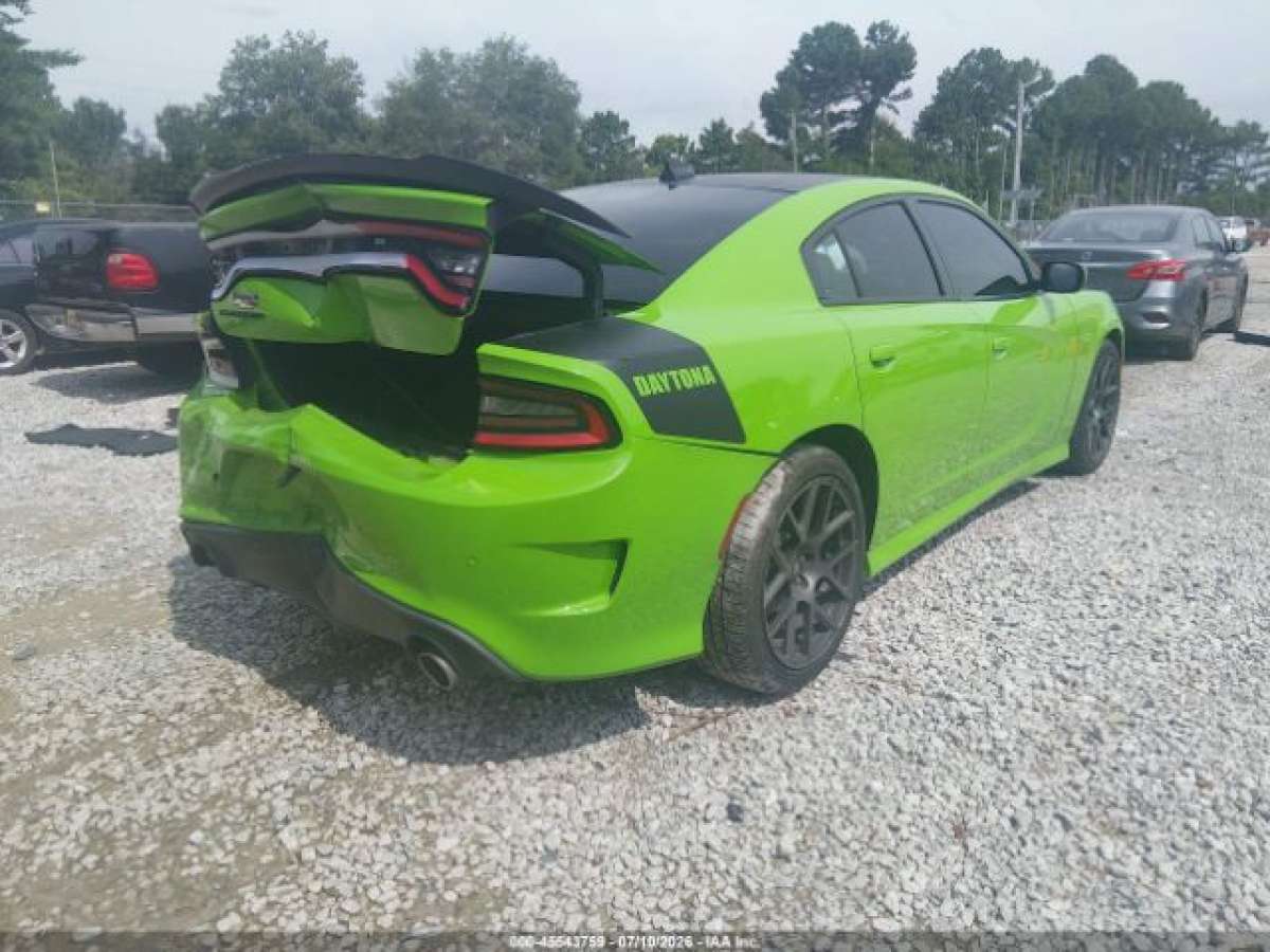 Dodge Charger 2017 z USA — zdjęcie 7 z 14