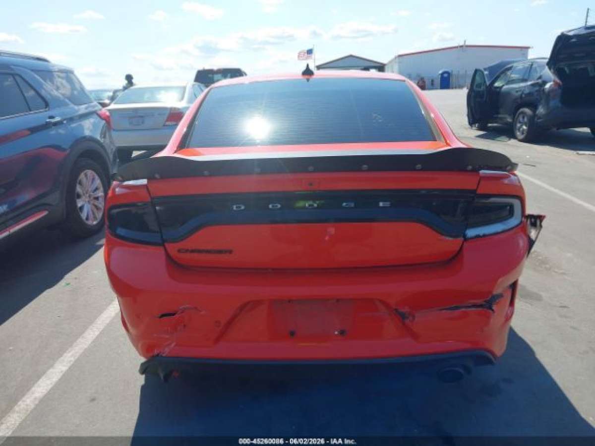 Dodge Charger 2017 z USA — zdjęcie 4 z 14