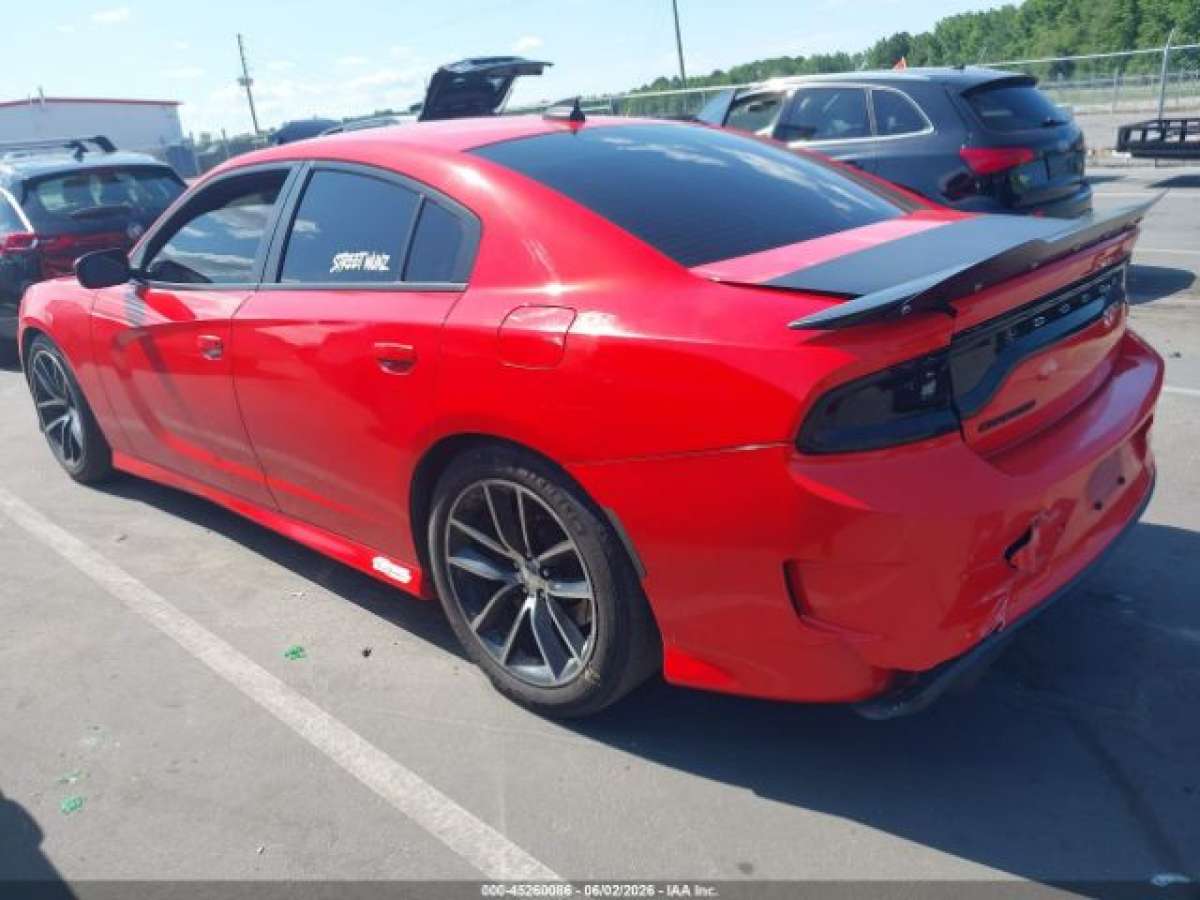 Dodge Charger 2017 z USA — zdjęcie 6 z 14