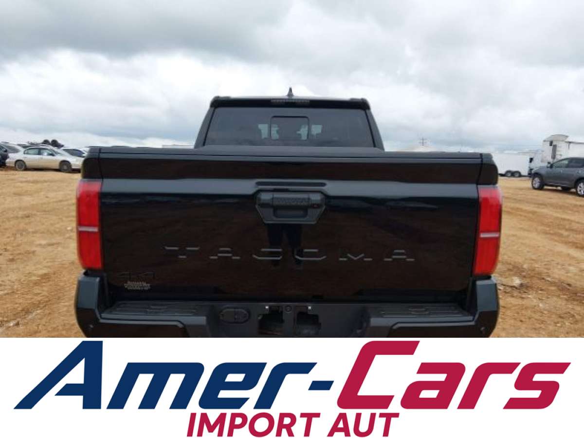 Toyota Tacoma 2026 z USA — zdjęcie 8 z 16