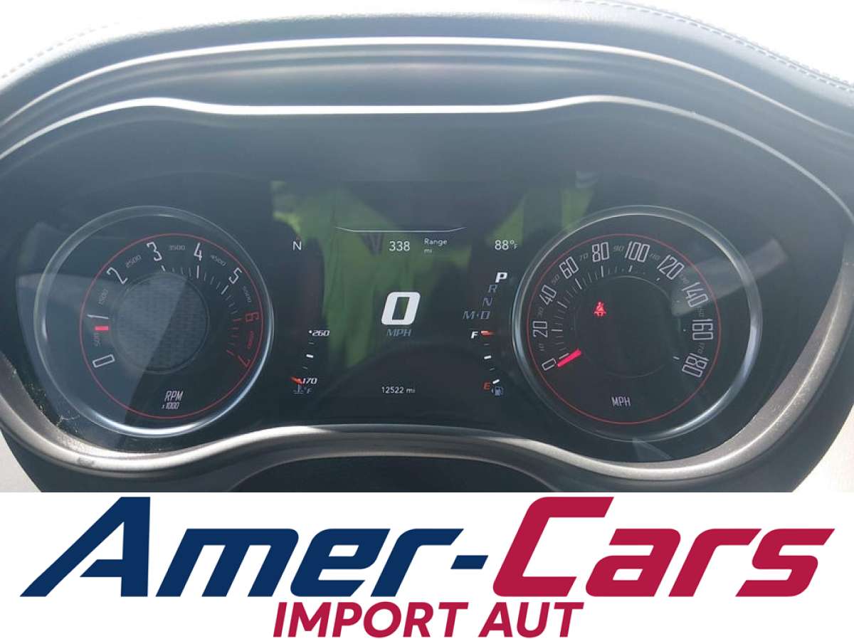 Dodge Challenger 2023 z USA — zdjęcie 12 z 14