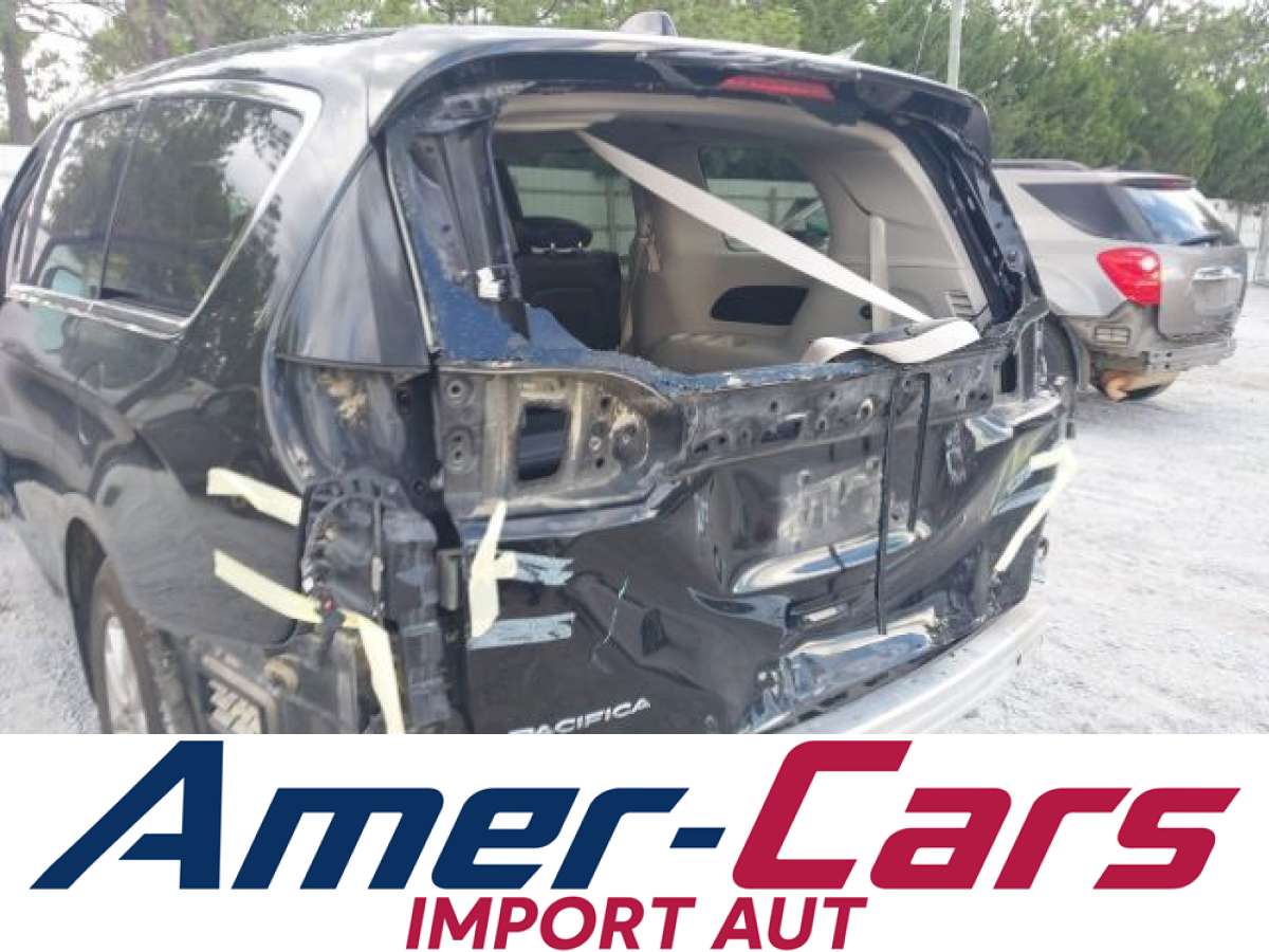 Chrysler Pacifica 2024 z USA — zdjęcie 10 z 18