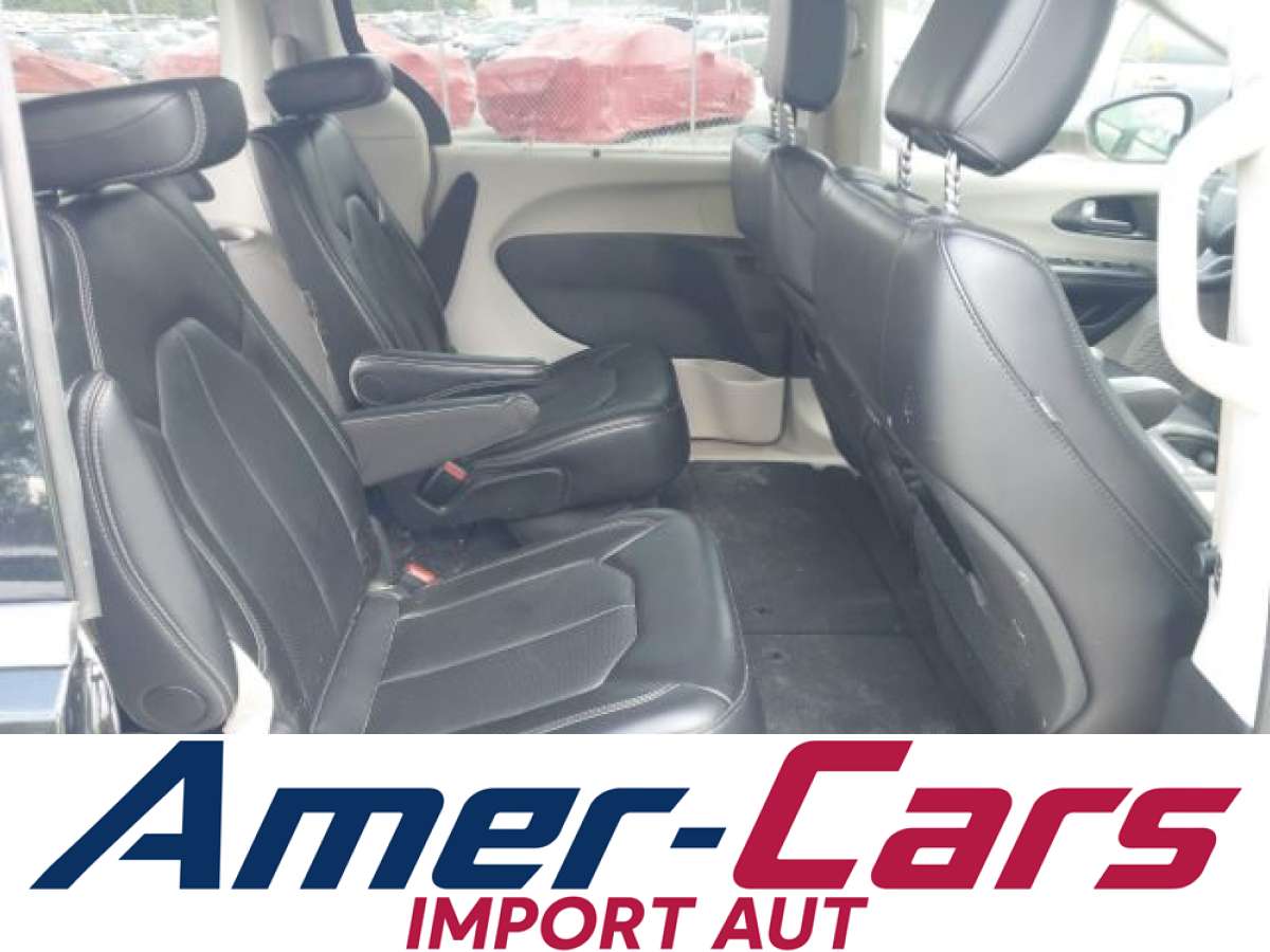 Chrysler Pacifica 2024 z USA — zdjęcie 14 z 18