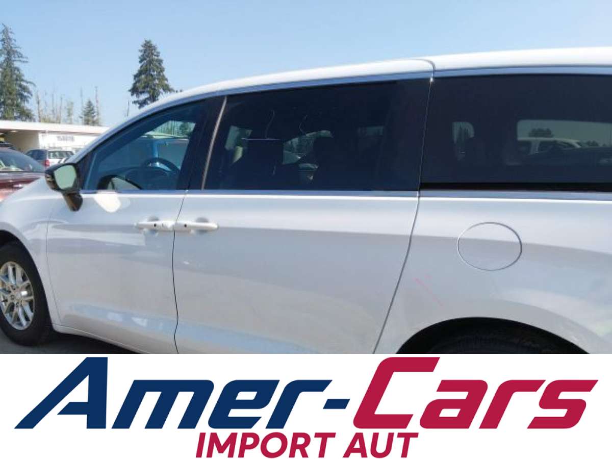 Chrysler Pacifica 2026 z USA — zdjęcie 7 z 16