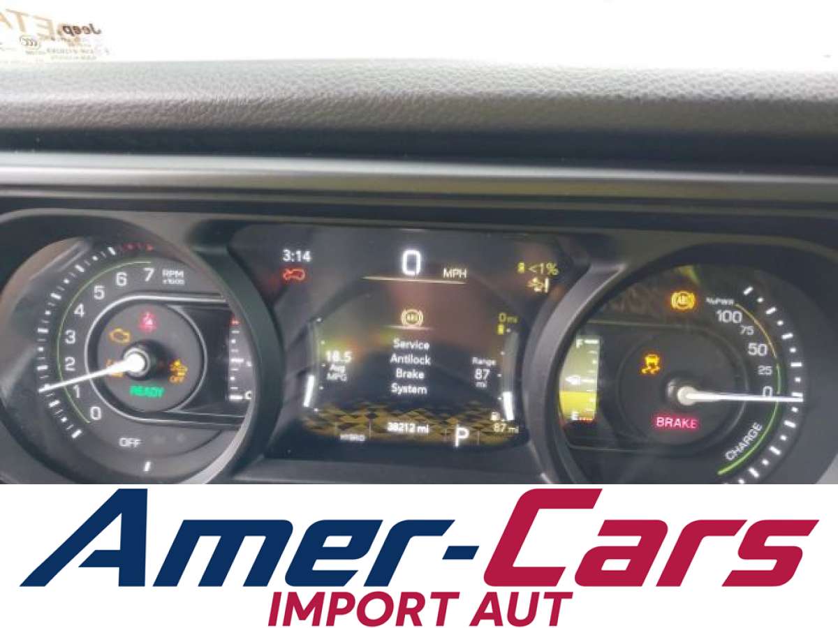 Jeep Wrangler 2024 z USA — zdjęcie 11 z 15