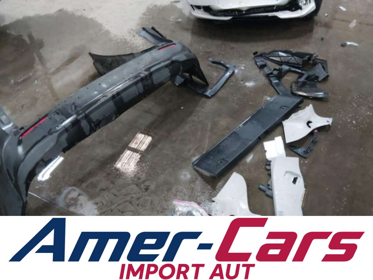 Toyota Sienna 2025 z USA — zdjęcie 12 z 20