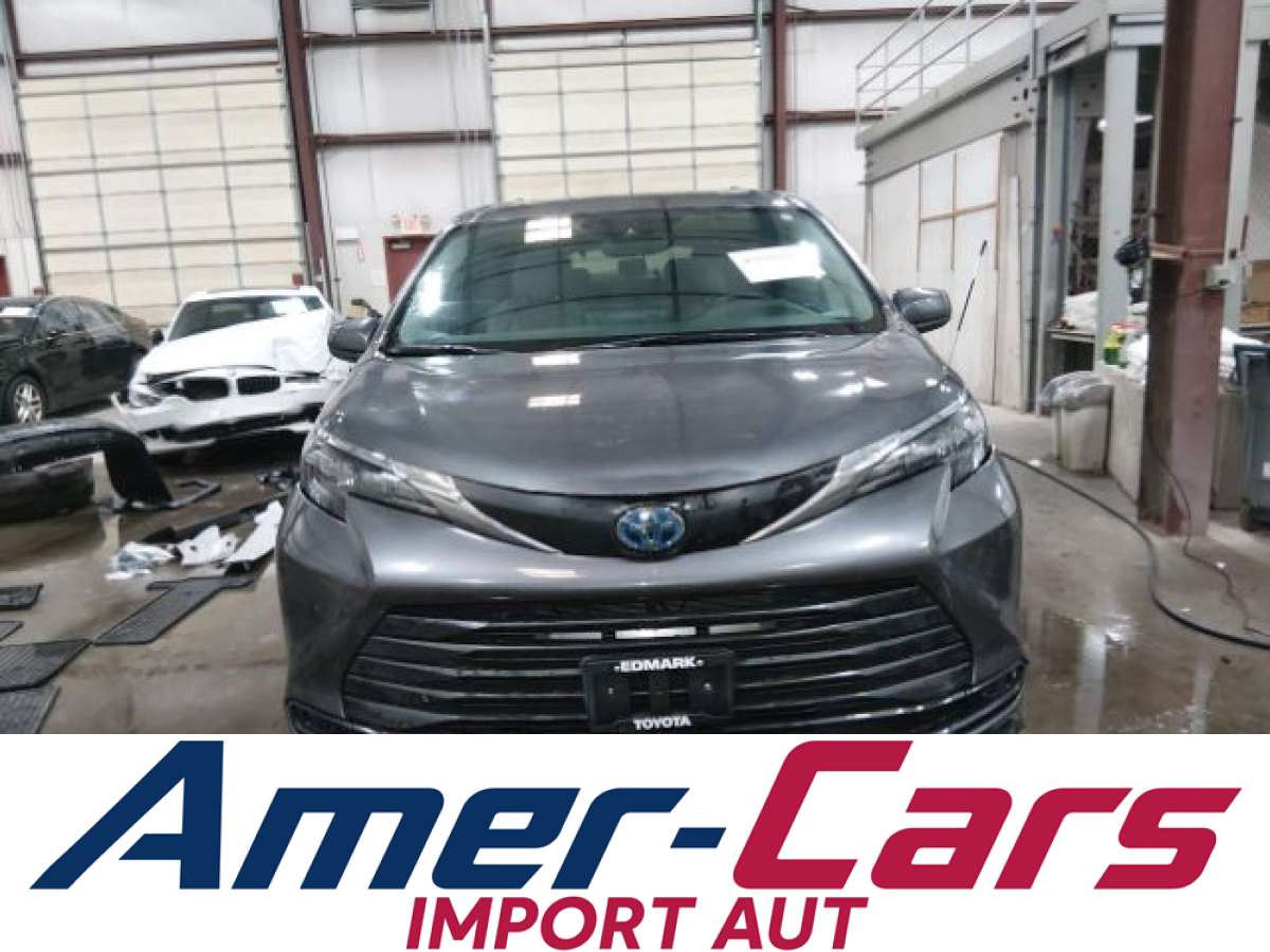 Toyota Sienna 2025 z USA — zdjęcie 13 z 20
