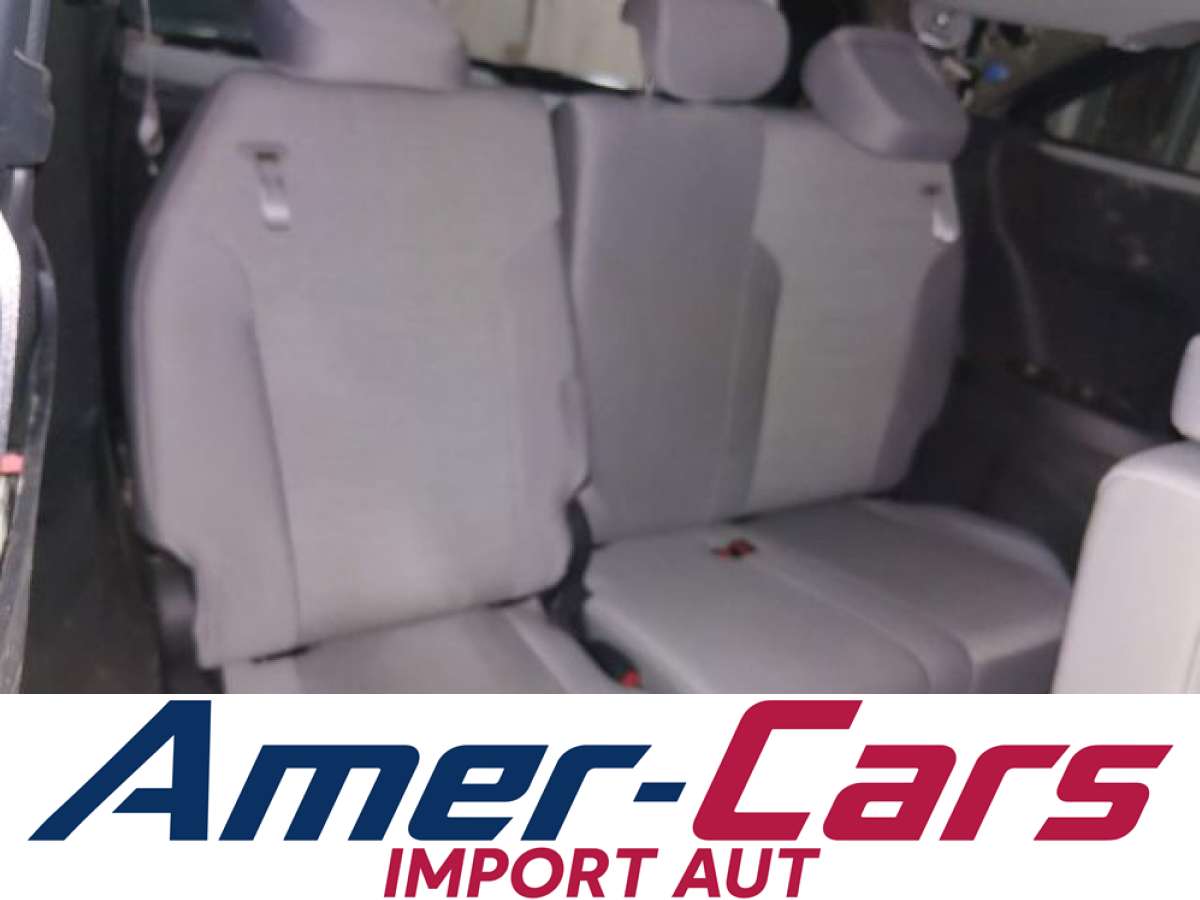 Toyota Sienna 2025 z USA — zdjęcie 18 z 20