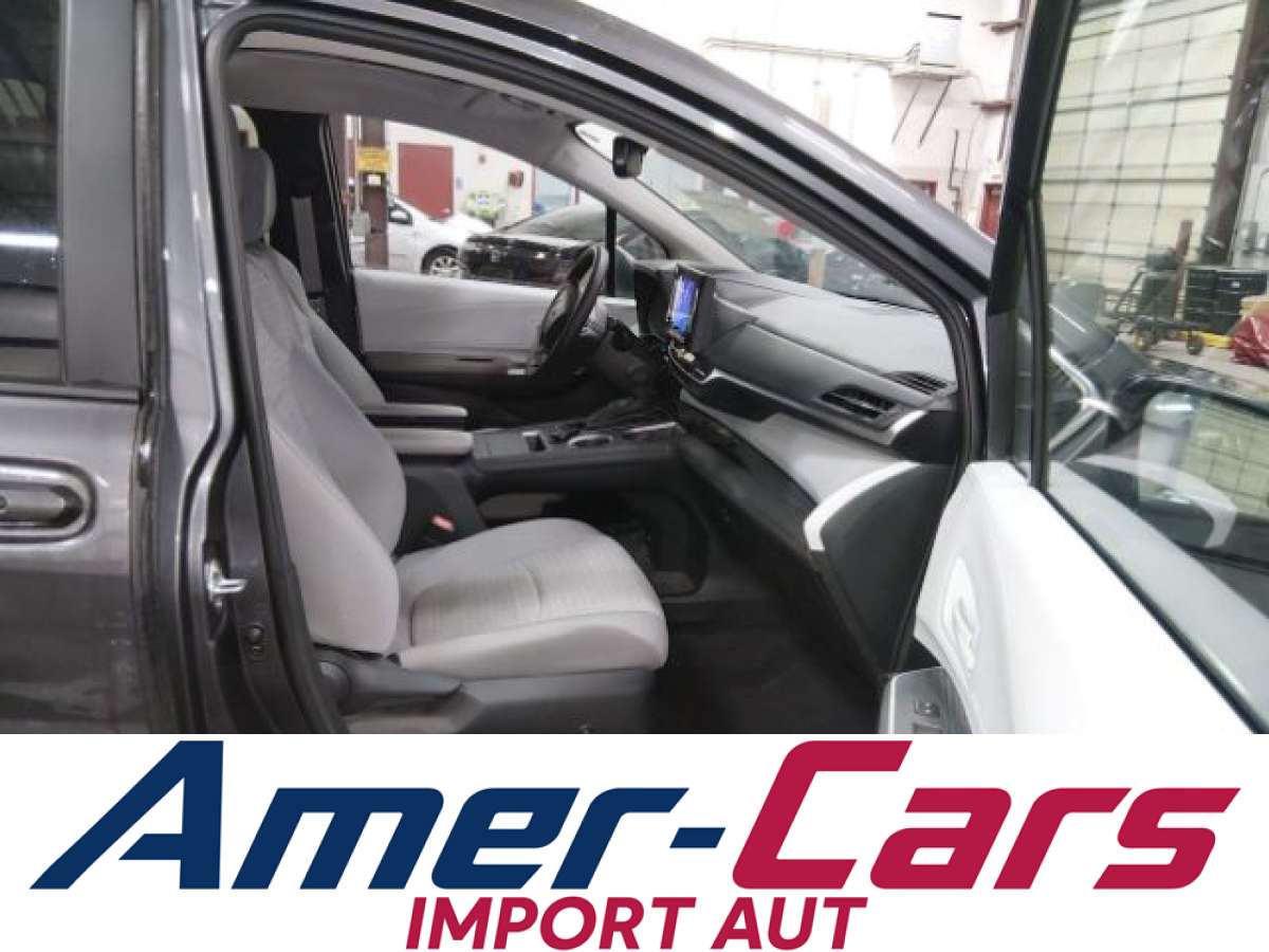 Toyota Sienna 2025 z USA — zdjęcie 5 z 20