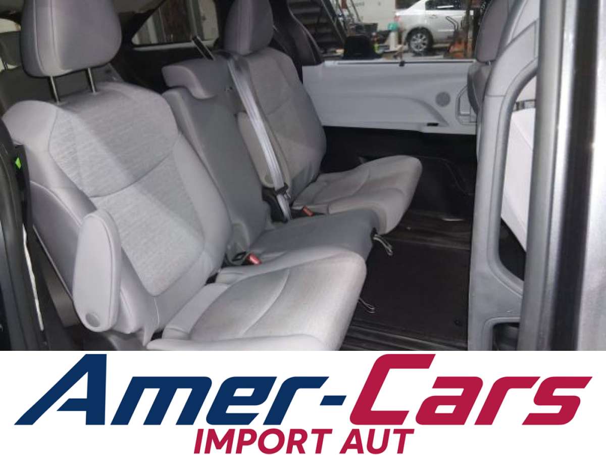 Toyota Sienna 2025 z USA — zdjęcie 8 z 20