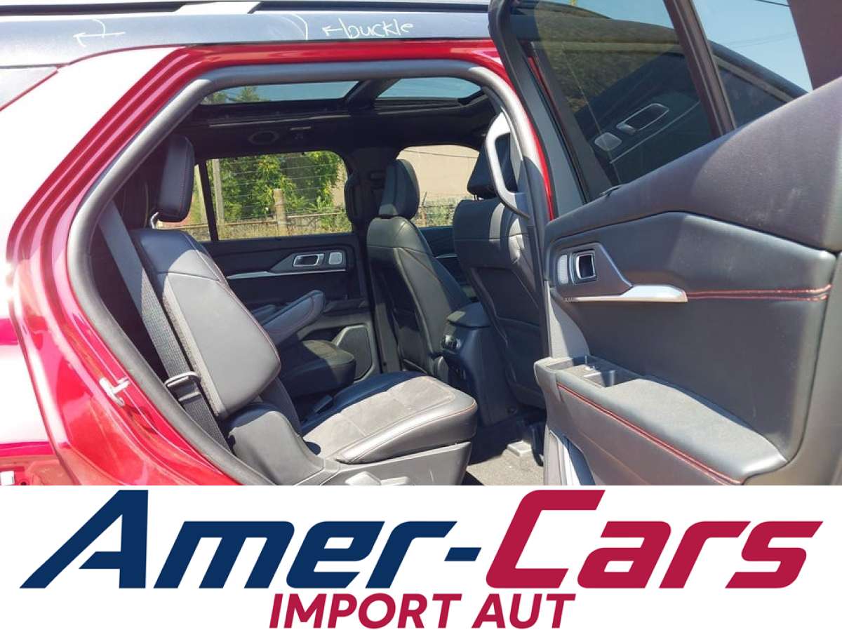 Ford Explorer 2025 z USA — zdjęcie 11 z 15