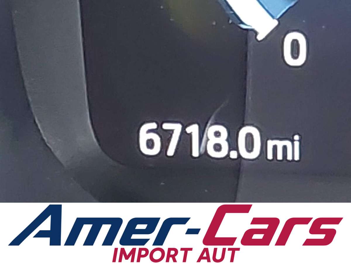 Ford Explorer 2026 z USA — zdjęcie 14 z 15