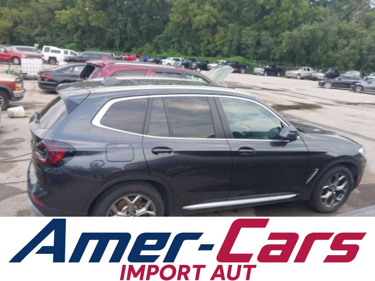 BMW X3 2022 z USA — zdjęcie 13 z 16