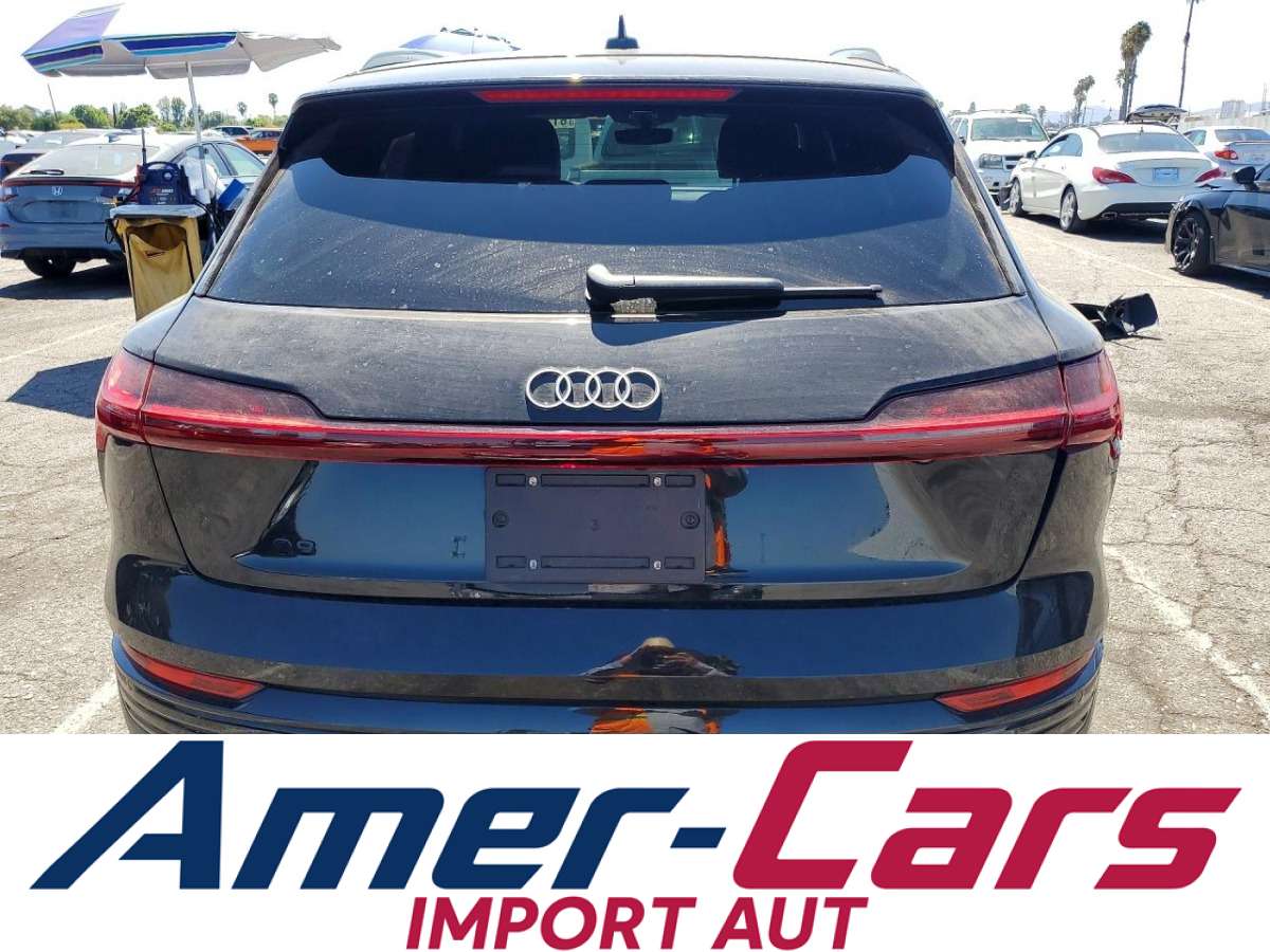 Audi Q8 2021 z USA — zdjęcie 6 z 13
