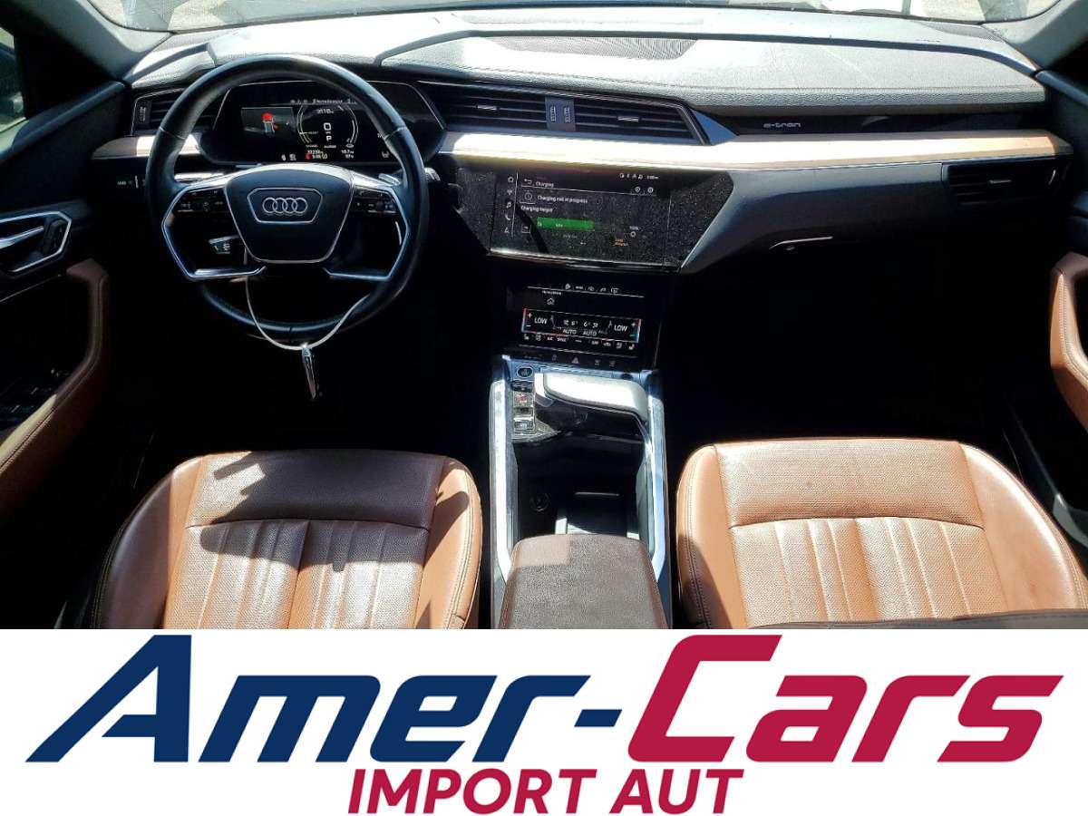 Audi Q8 2021 z USA — zdjęcie 8 z 13
