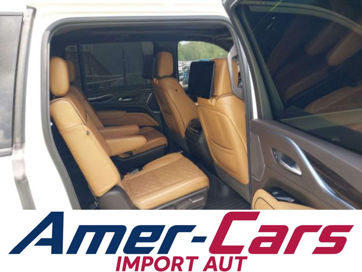 Cadillac Escalade 2021 z USA — zdjęcie 8 z 18