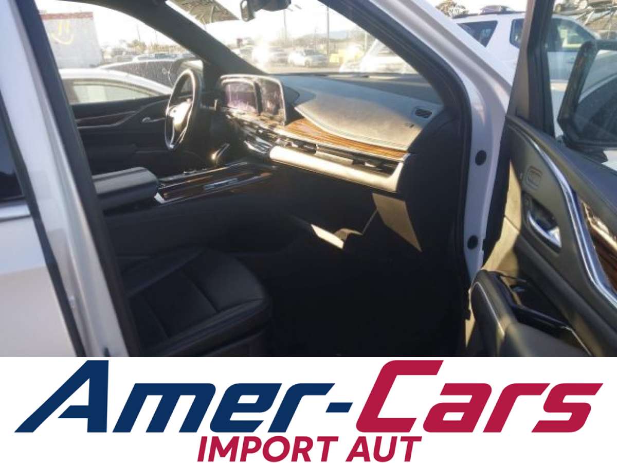 Cadillac Escalade 2021 z USA — zdjęcie 5 z 16
