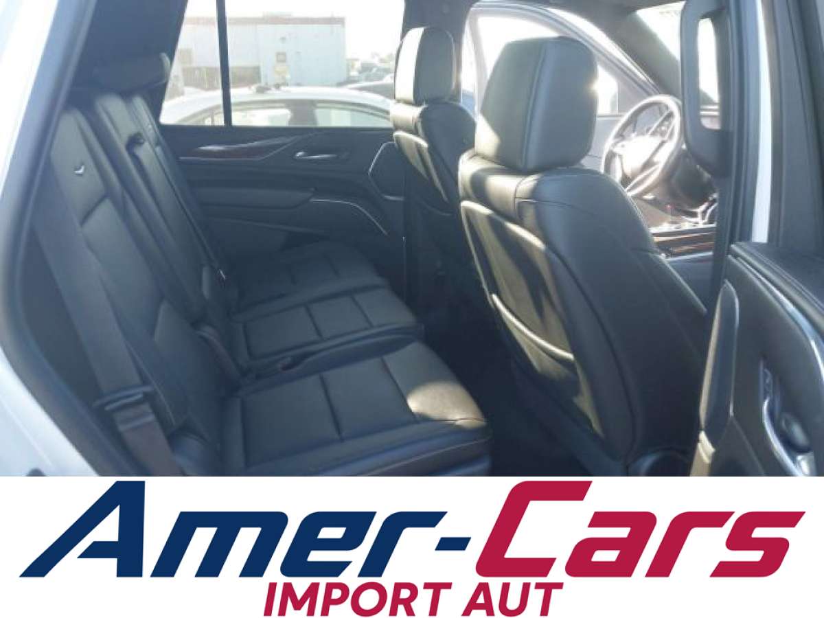 Cadillac Escalade 2021 z USA — zdjęcie 8 z 16