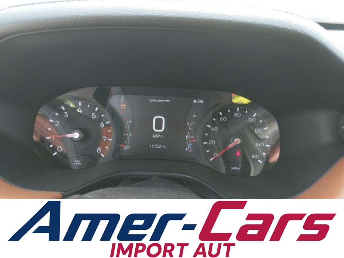 Jeep Compass 2025 z USA — zdjęcie 11 z 15