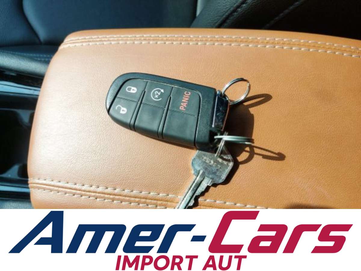 Jeep Compass 2025 z USA — zdjęcie 14 z 15