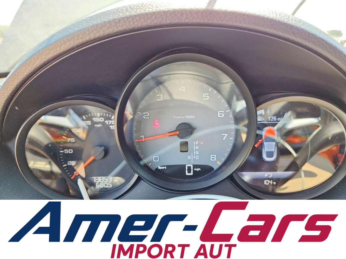 Porsche 718 Cayman 2018 z USA — zdjęcie 9 z 11