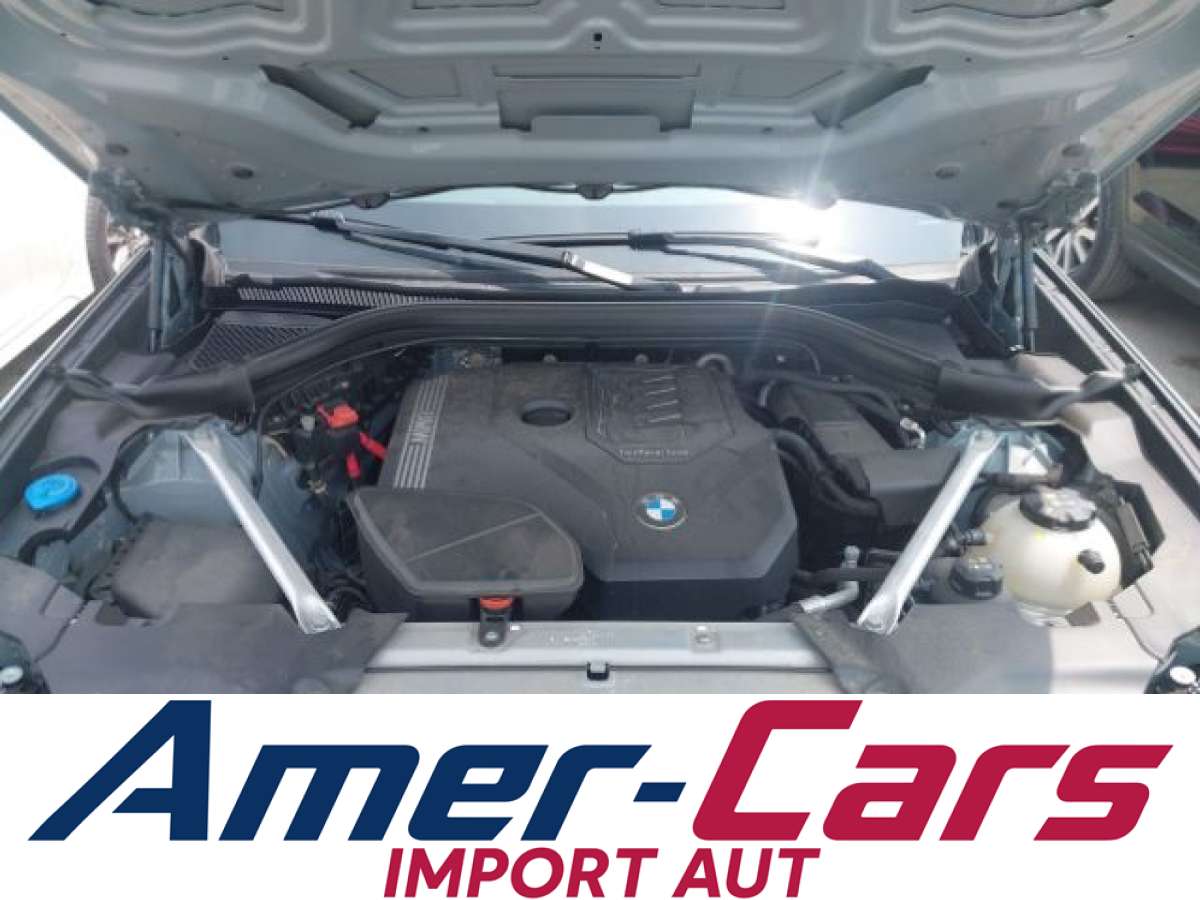 BMW X4 2023 z USA — zdjęcie 13 z 15