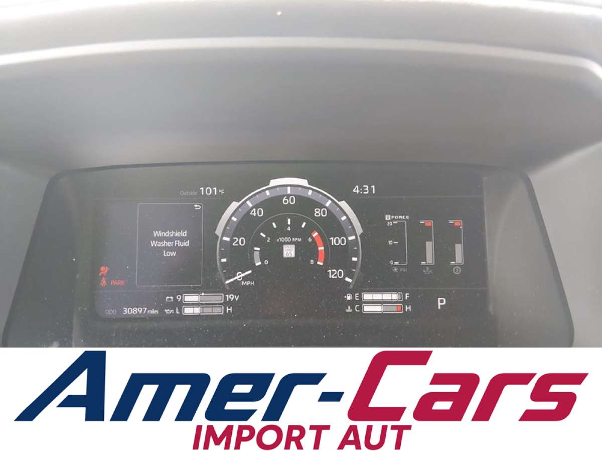 Toyota Tundra 2025 z USA — zdjęcie 12 z 14