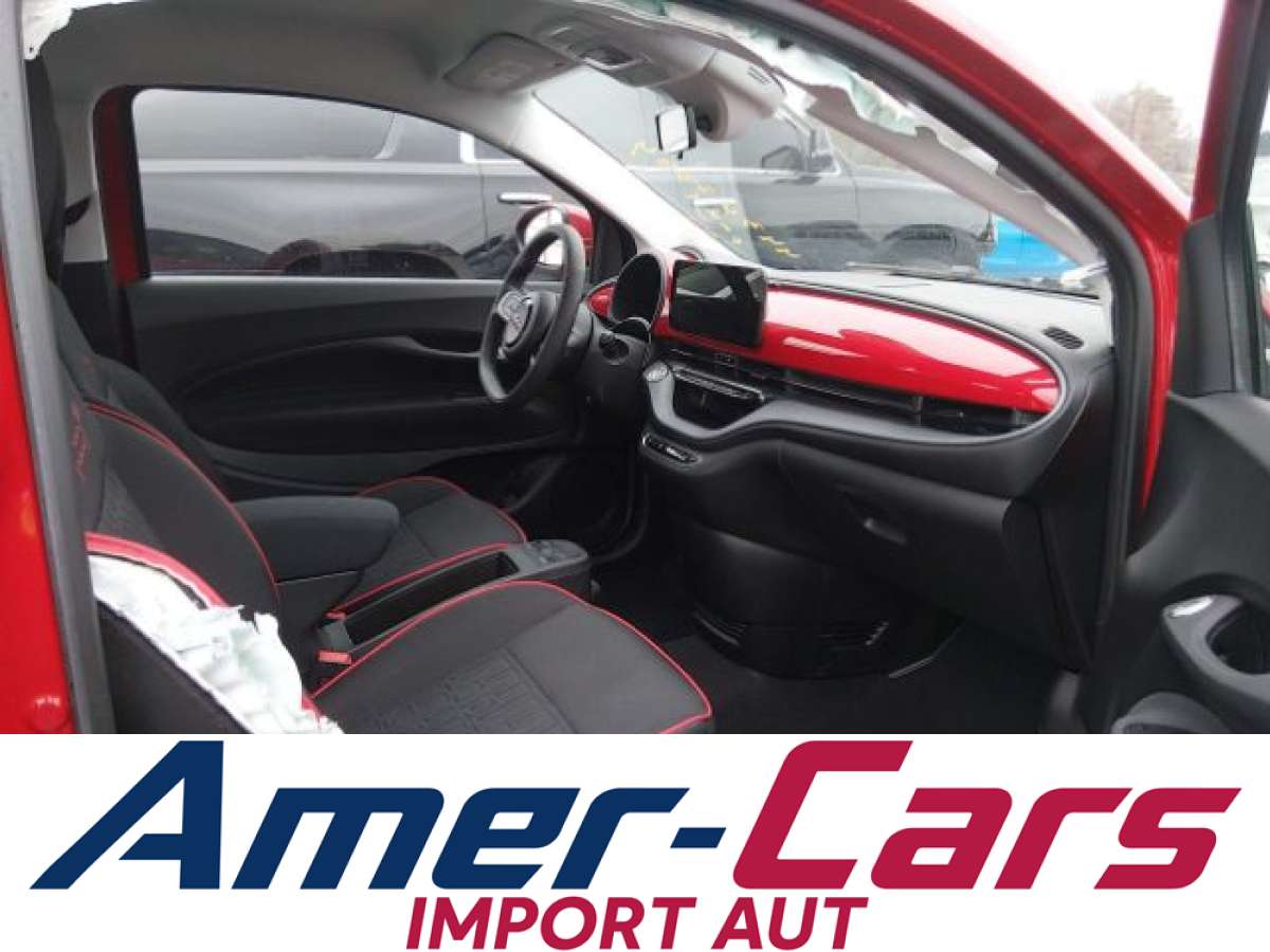 Fiat 500e 2024 z USA — zdjęcie 5 z 18