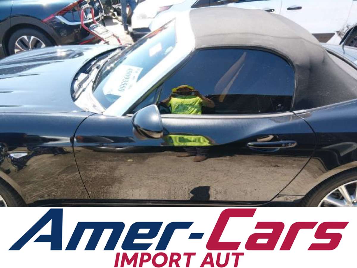 Fiat 124 Spider 2020 z USA — zdjęcie 14 z 16