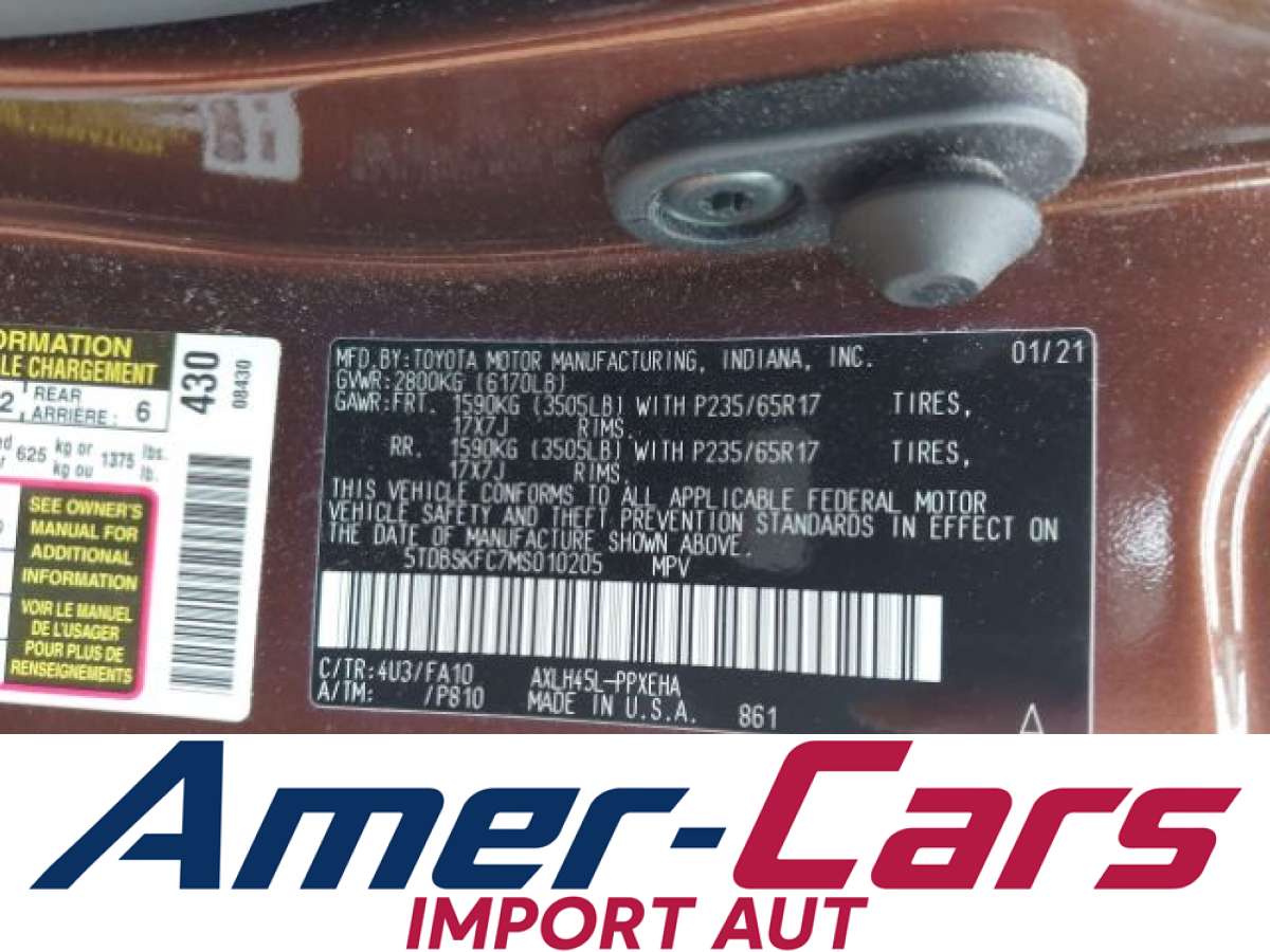 Toyota Sienna 2021 z USA — zdjęcie 9 z 16