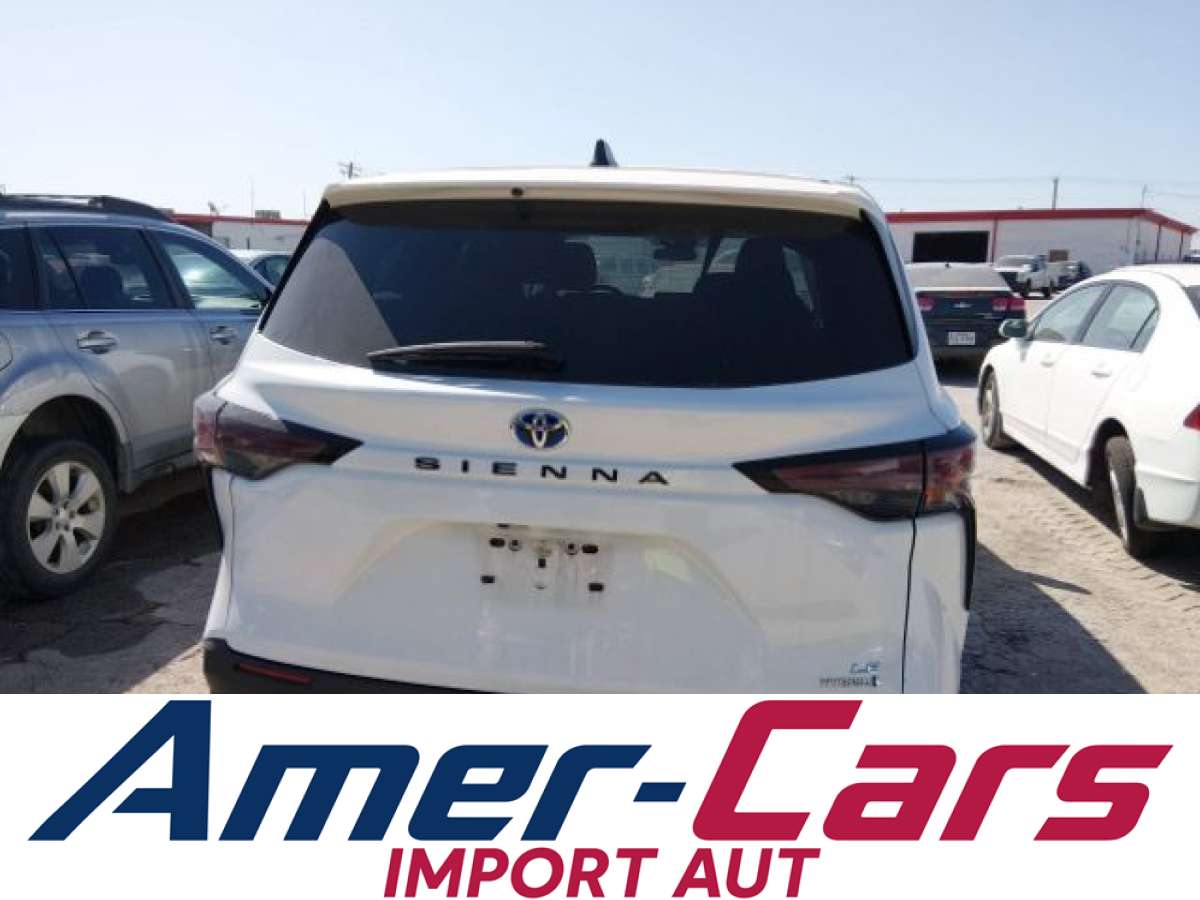 Toyota Sienna 2024 z USA — zdjęcie 16 z 16