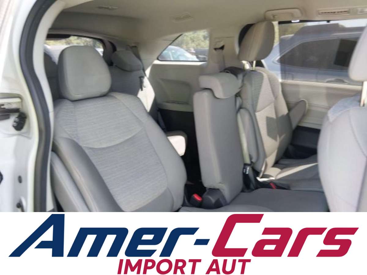 Toyota Sienna 2024 z USA — zdjęcie 8 z 16