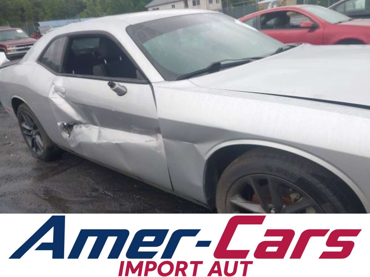 Dodge Challenger 2022 z USA — zdjęcie 19 z 22