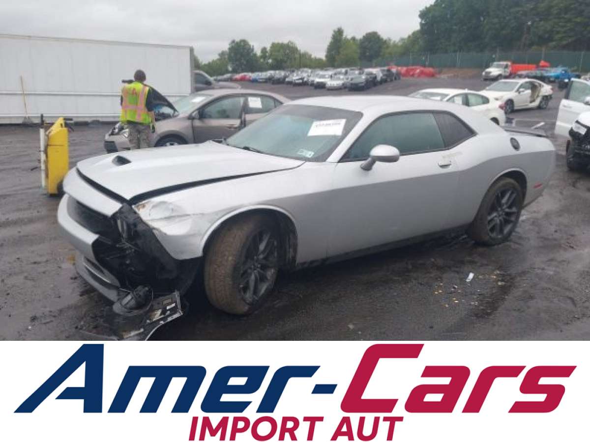 Dodge Challenger 2022 z USA — zdjęcie 2 z 22