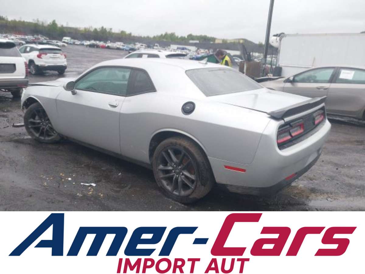 Dodge Challenger 2022 z USA — zdjęcie 3 z 22