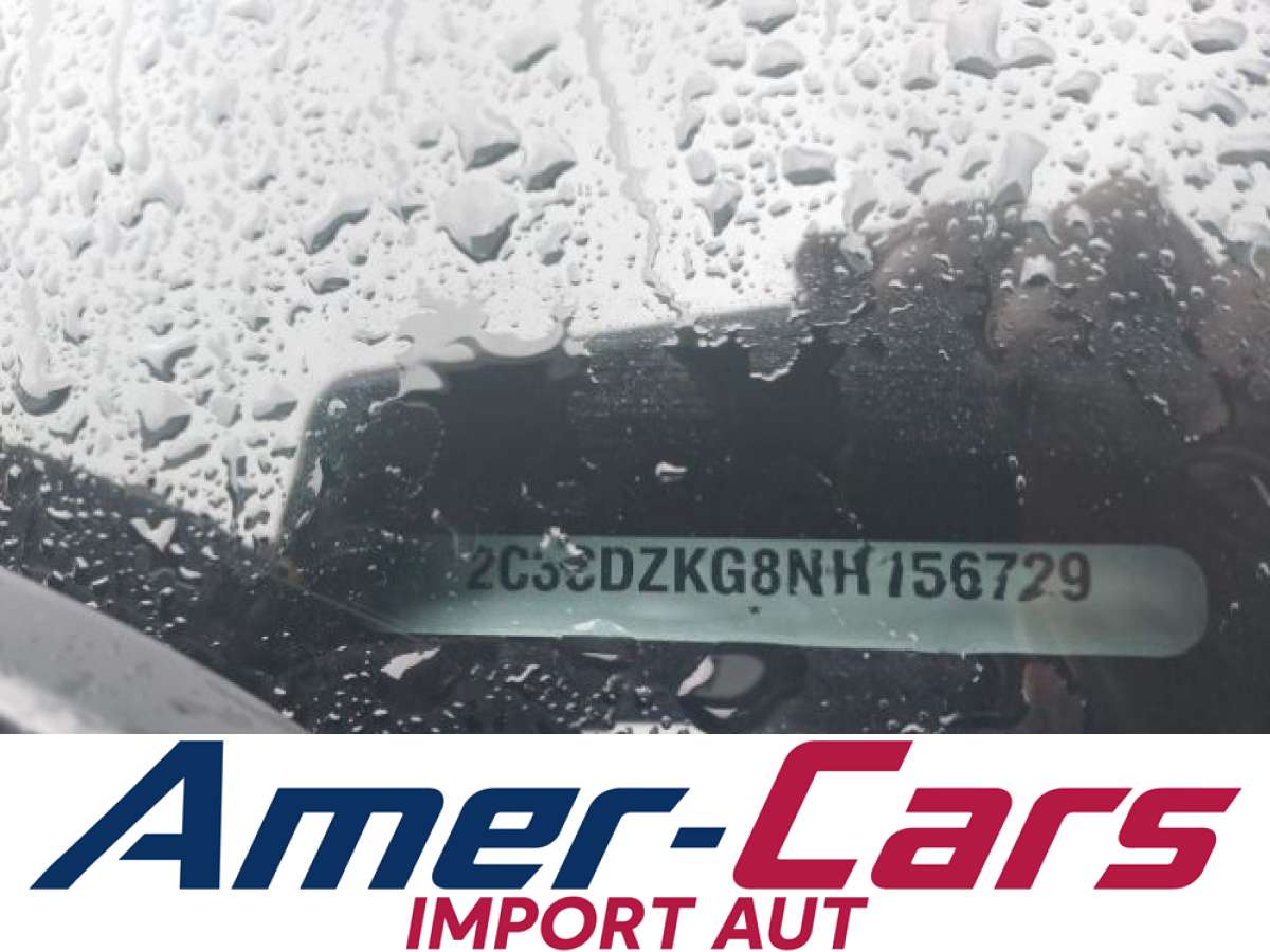 Dodge Challenger 2022 z USA — zdjęcie 9 z 22