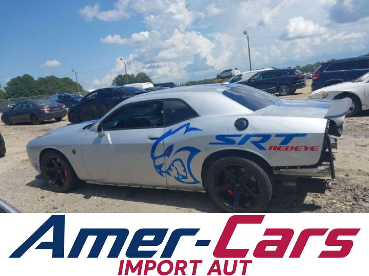 Dodge Challenger 2022 z USA — zdjęcie 15 z 20