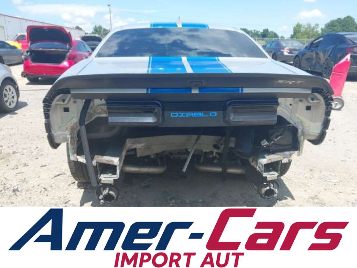 Dodge Challenger 2022 z USA — zdjęcie 6 z 20