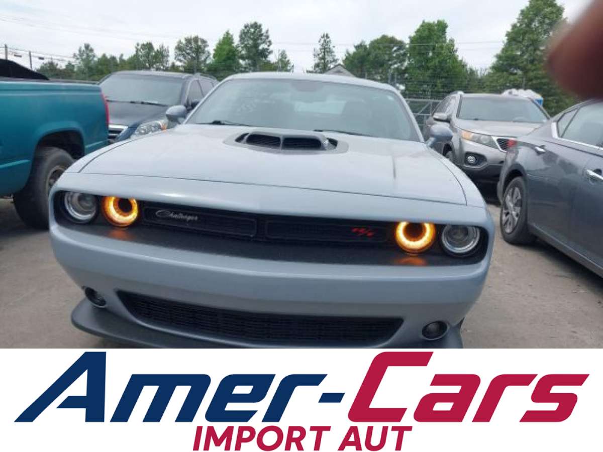 Dodge Challenger 2022 z USA — zdjęcie 12 z 16