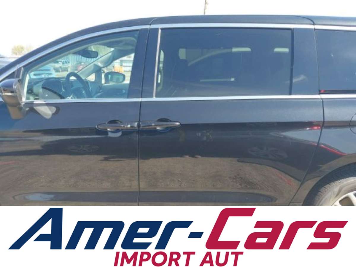 Chrysler Pacifica 2023 z USA — zdjęcie 14 z 16