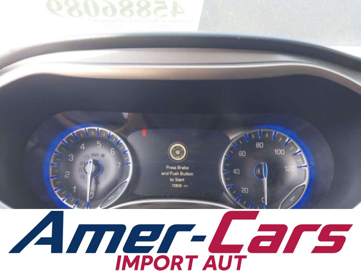 Chrysler Pacifica 2023 z USA — zdjęcie 7 z 16