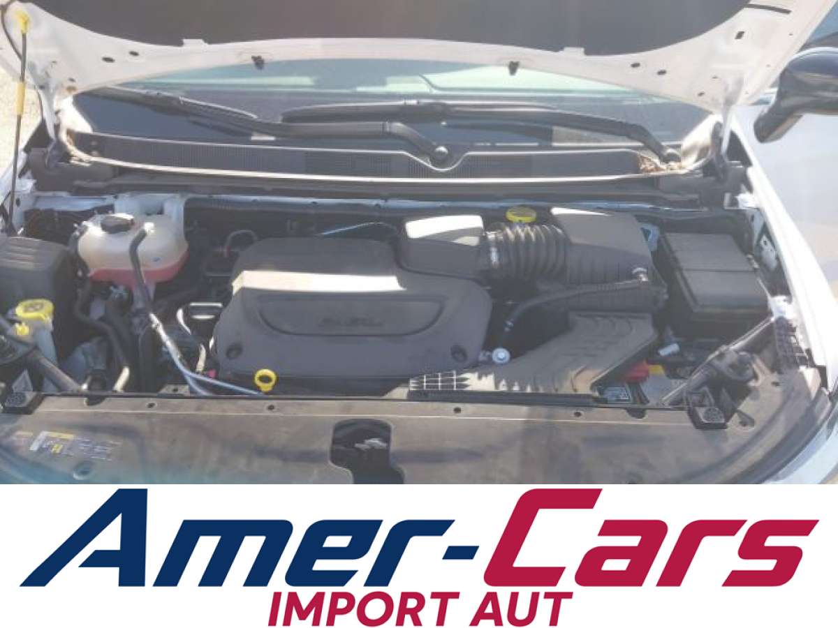 Chrysler Pacifica 2026 z USA — zdjęcie 10 z 16