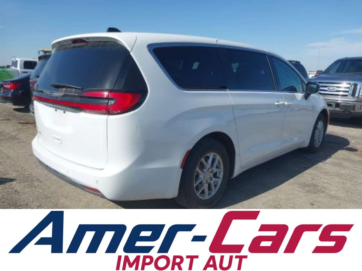 Chrysler Pacifica 2026 z USA — zdjęcie 4 z 16