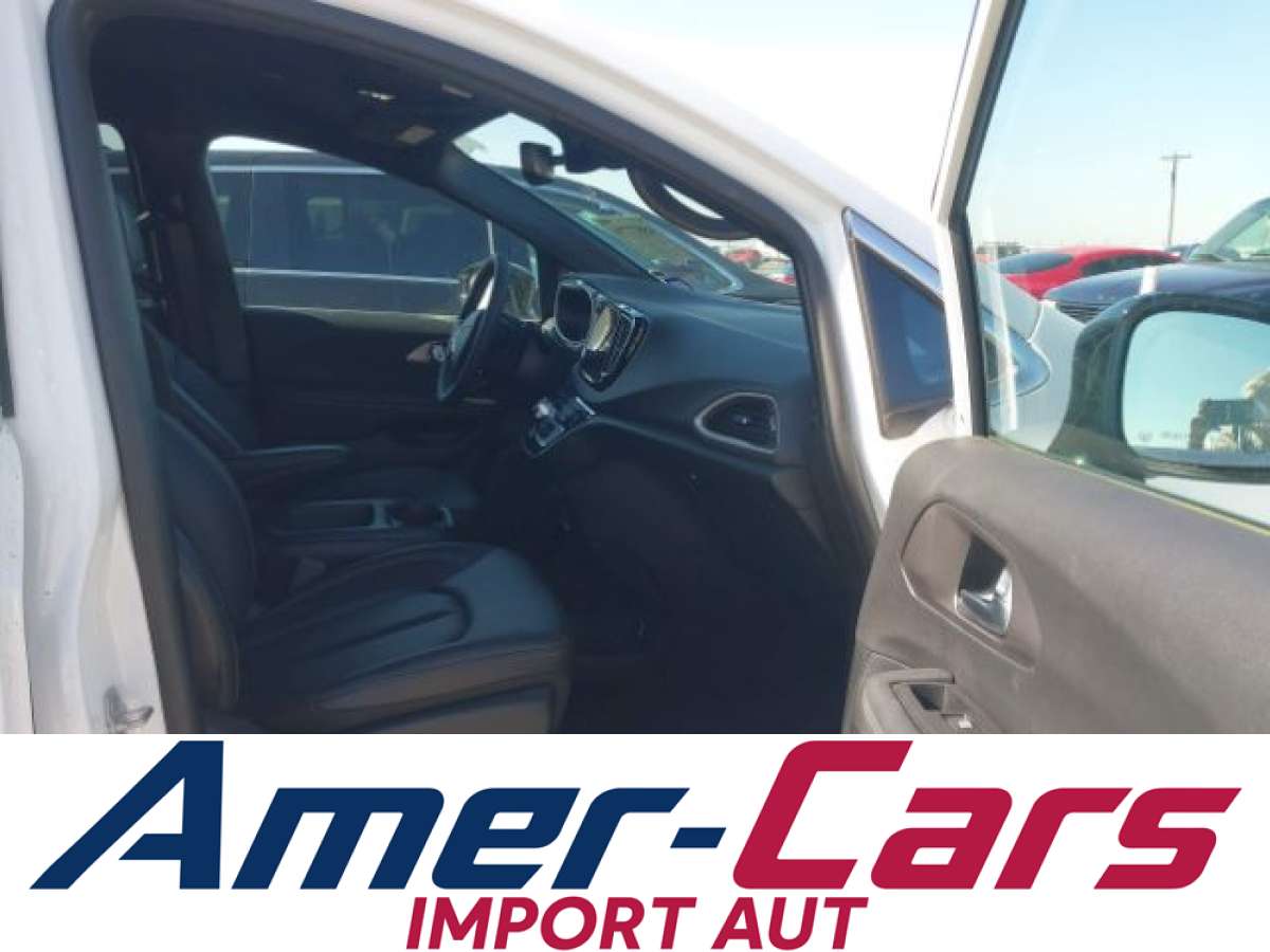Chrysler Pacifica 2026 z USA — zdjęcie 5 z 16