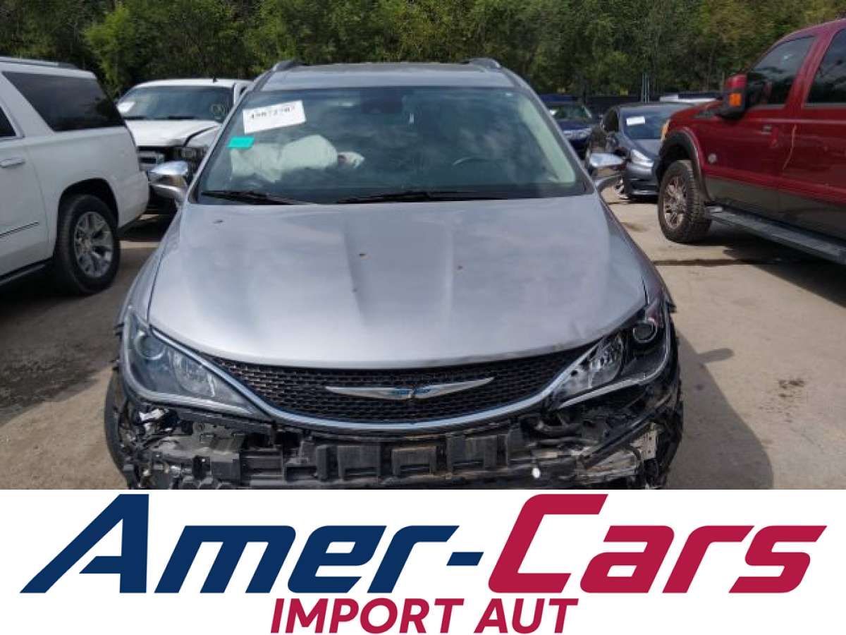 Chrysler Pacifica 2020 z USA — zdjęcie 13 z 17