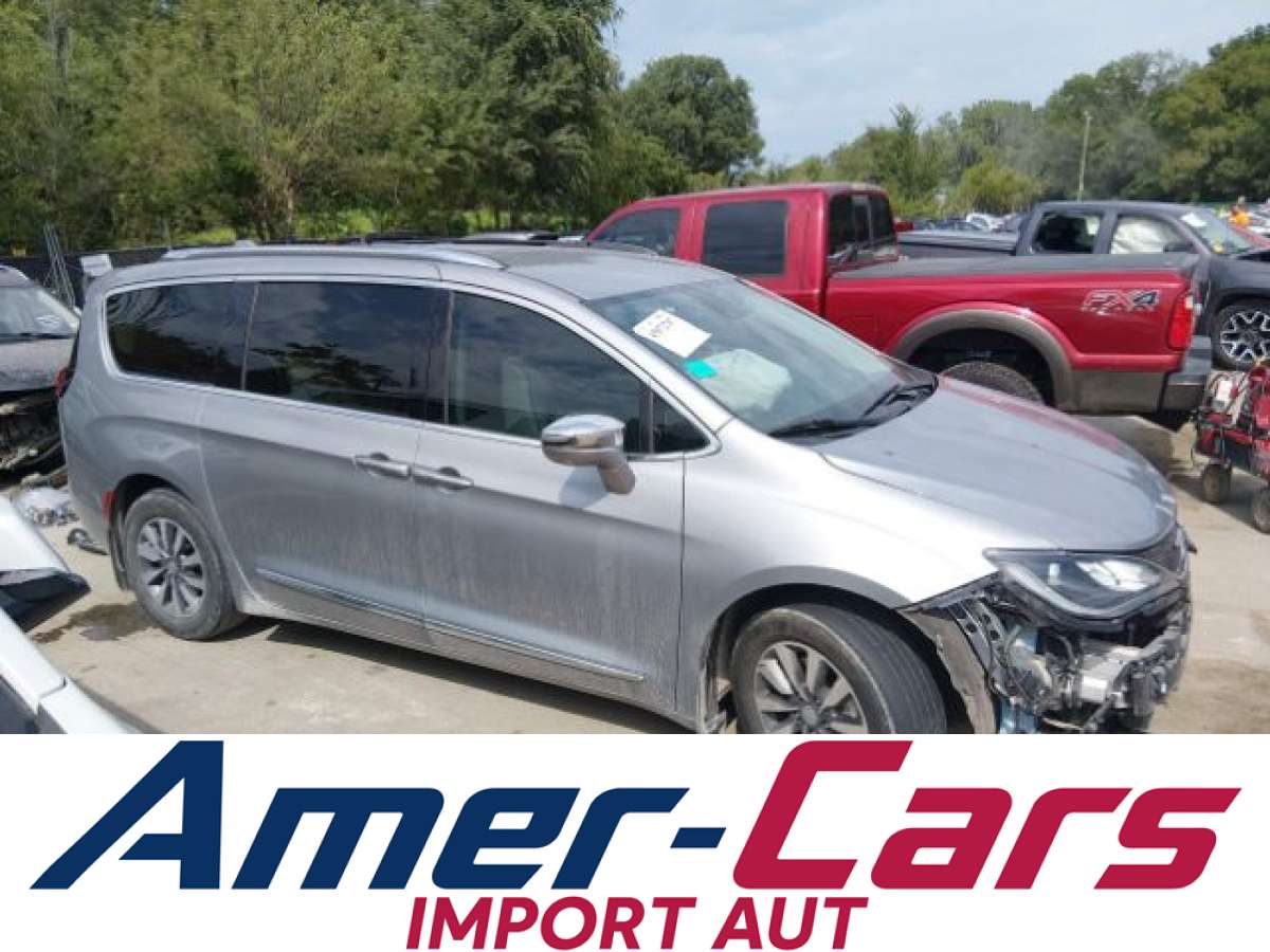 Chrysler Pacifica 2020 z USA — zdjęcie 14 z 17